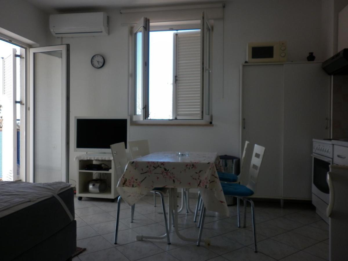 Apartment Antoncic Dramalj Exterior foto