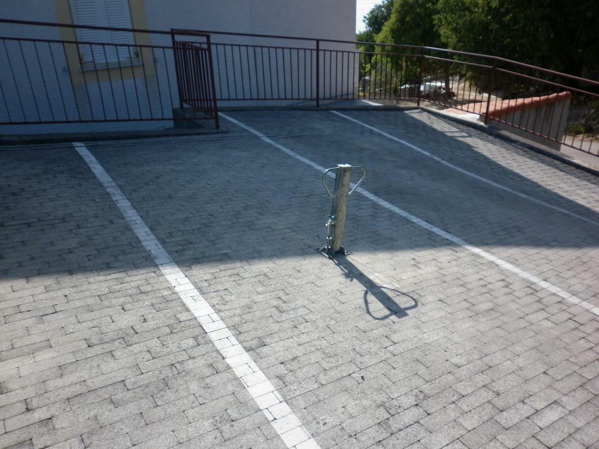 Apartment Antoncic Dramalj Exterior foto