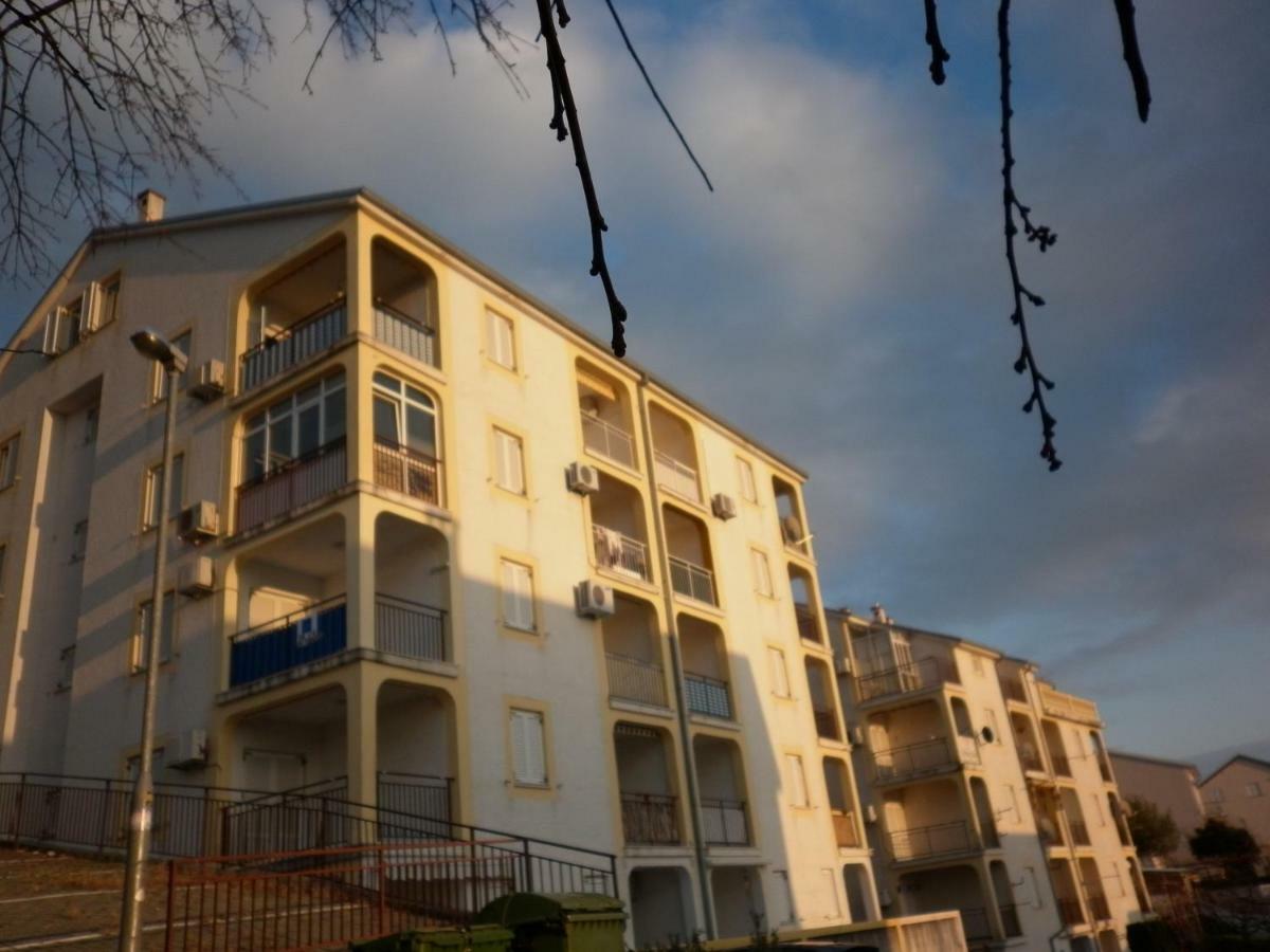 Apartment Antoncic Dramalj Exterior foto