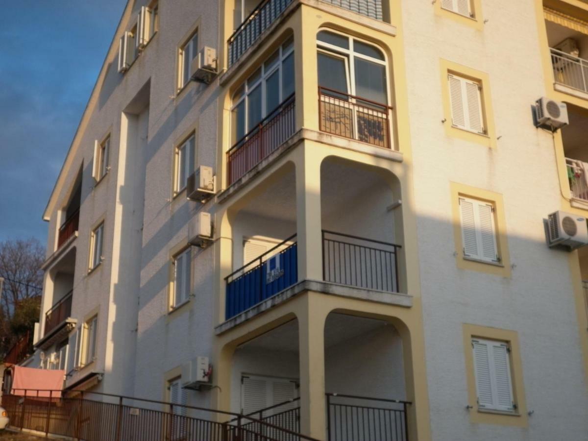 Apartment Antoncic Dramalj Exterior foto